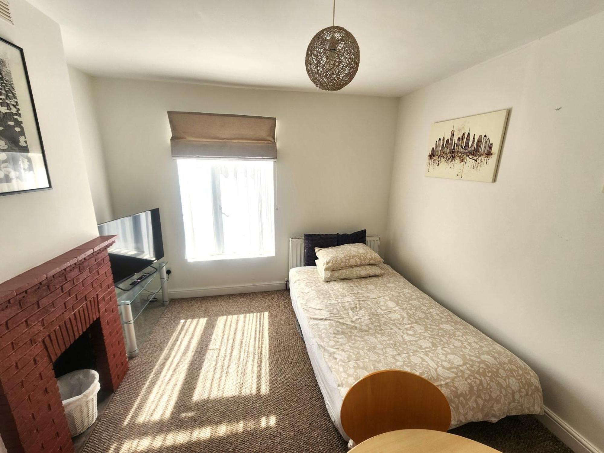 Bassett Flat With 2 Bedrooms And Superfast Wi-Fi Sittingbourne Ngoại thất bức ảnh